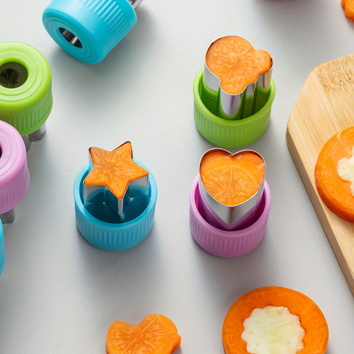 Kitchen Gadgets Vegetable Cutter - Yıldız Kalp Şekli Sebze Kesici Plastik